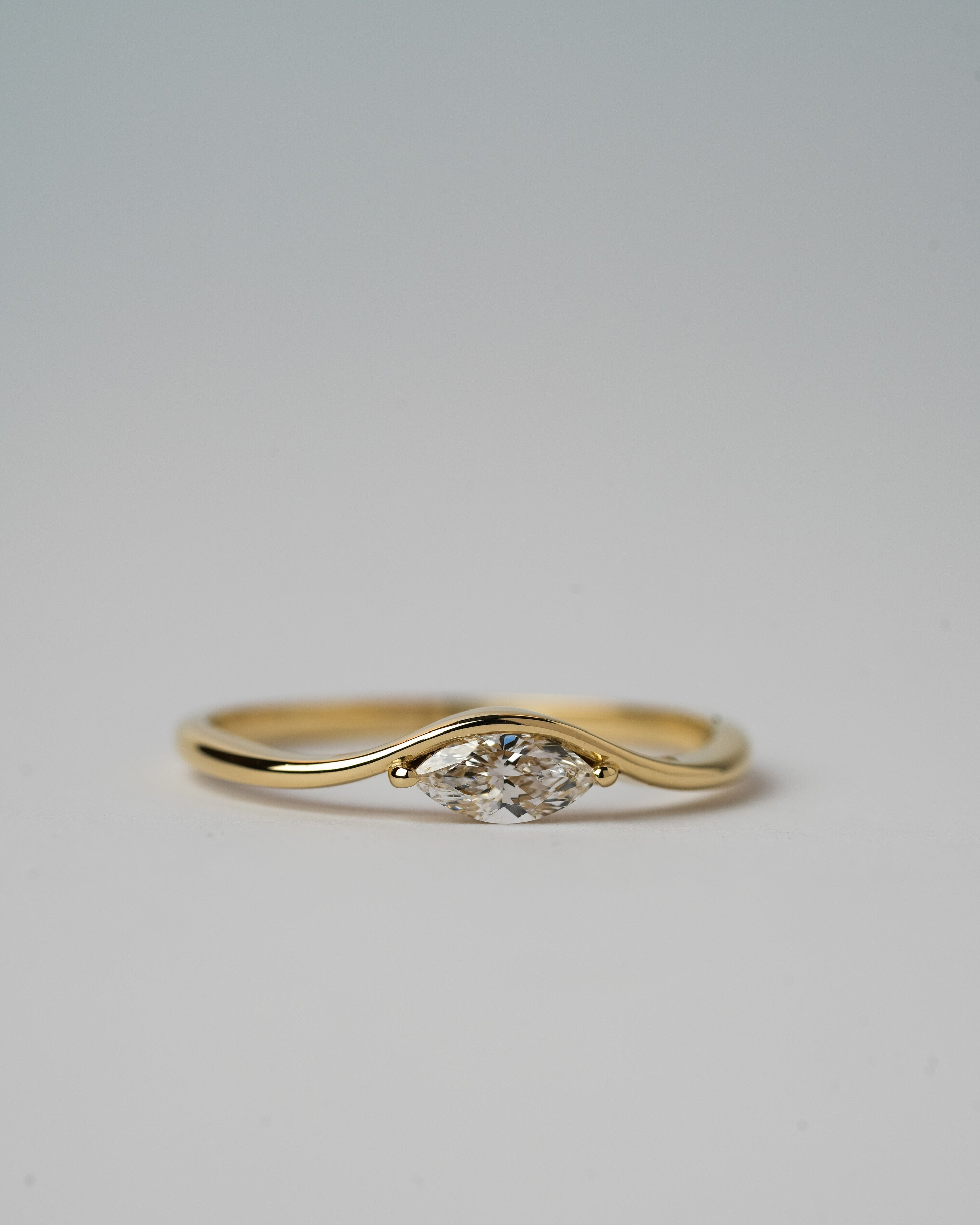 Motion slim 0.10 ct lab diamond in 14K gold