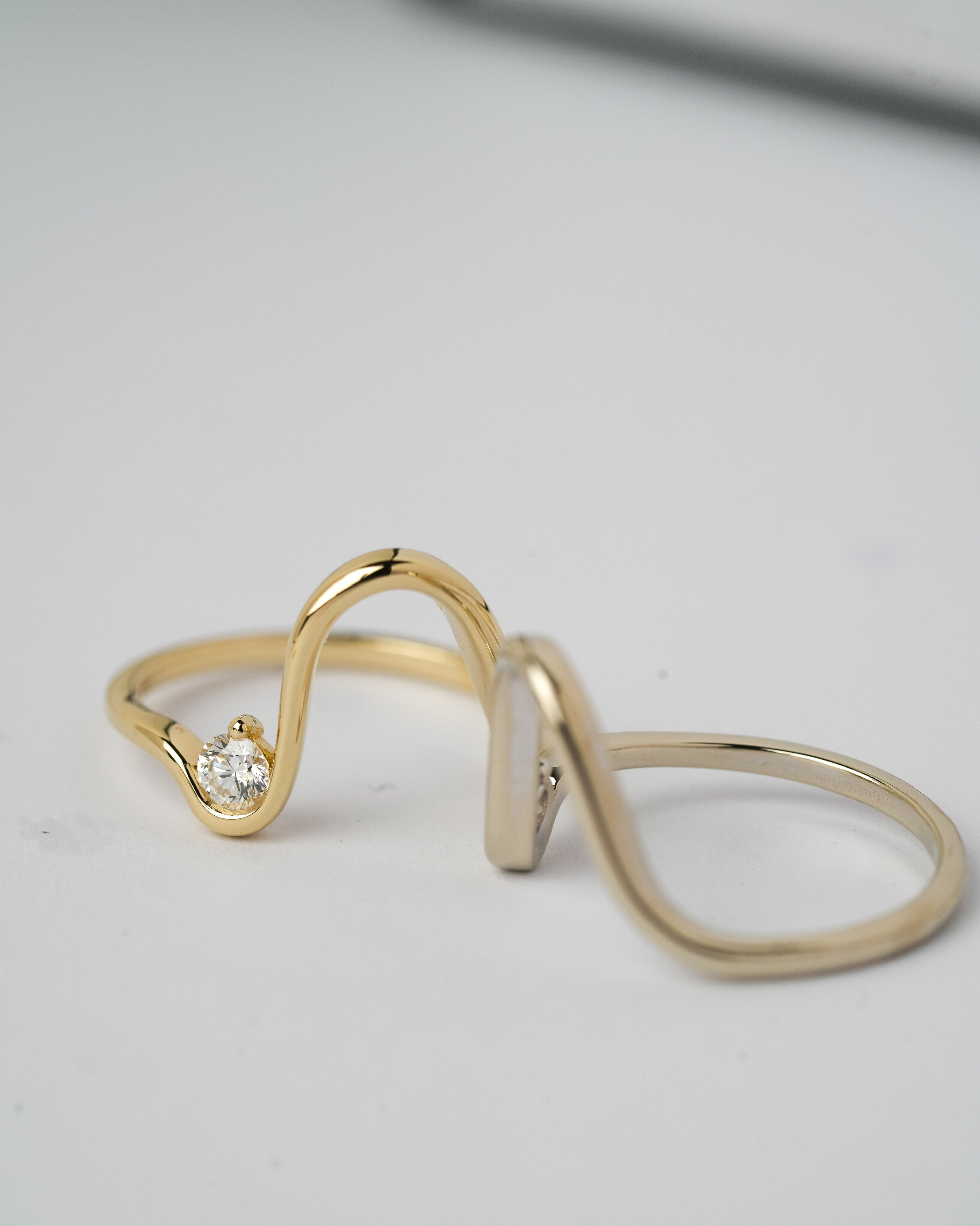 Gili - 14k Gold Ring Natural Diamond