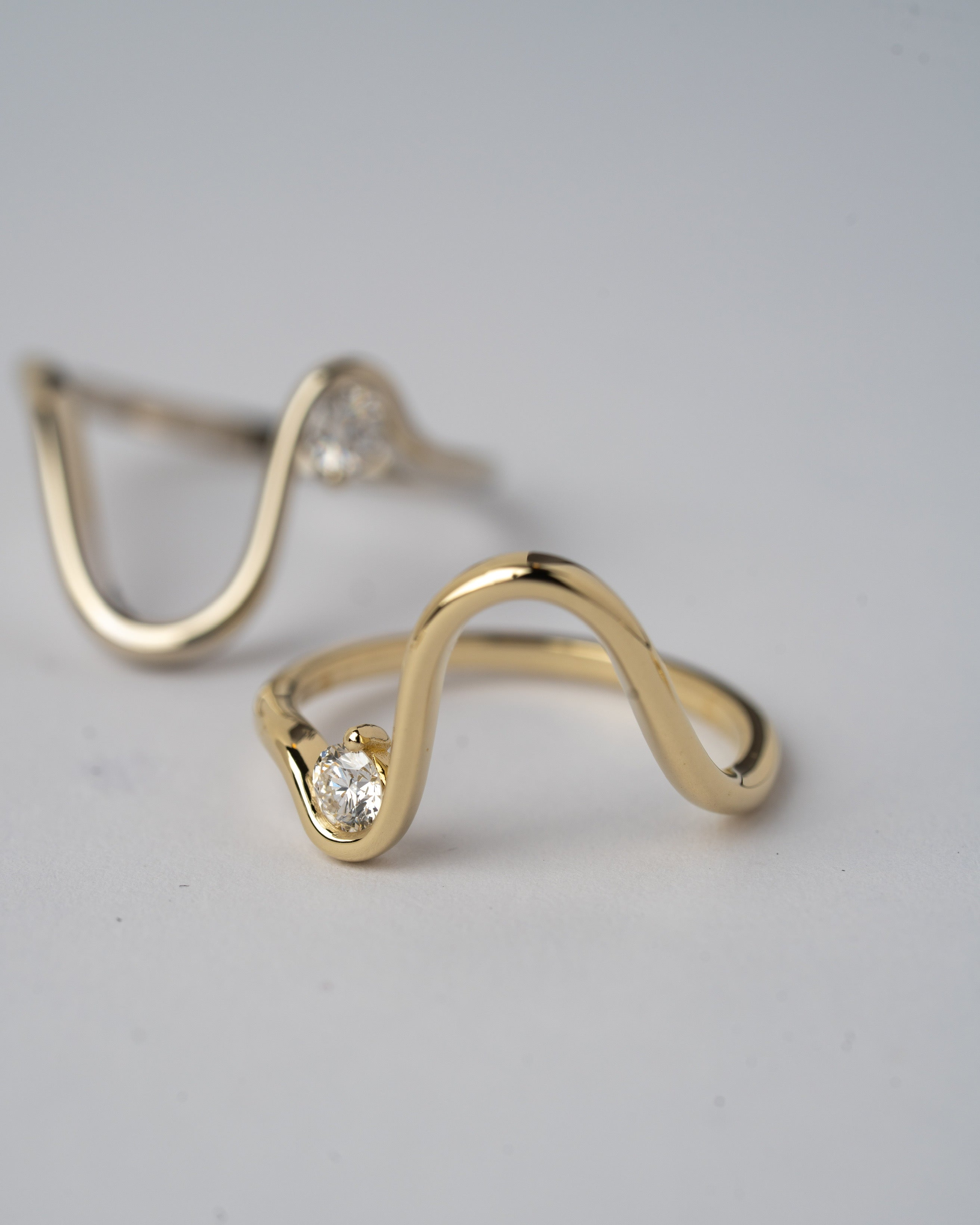Gili - 14k Gold Ring Natural Diamond