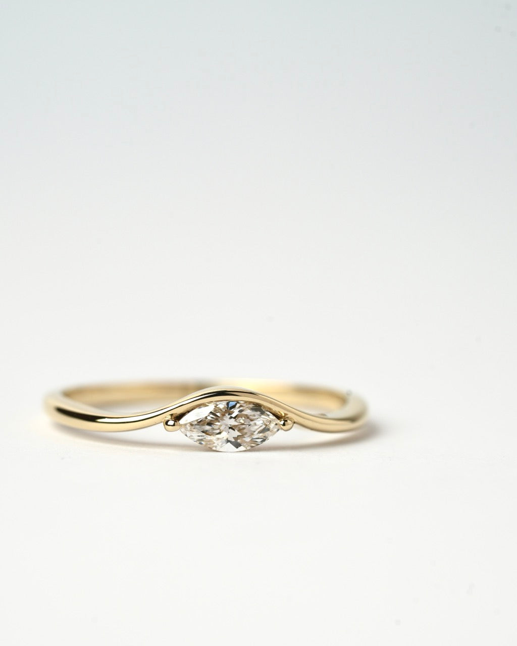 Motion slim 0.25 ct lab diamond in 14K gold