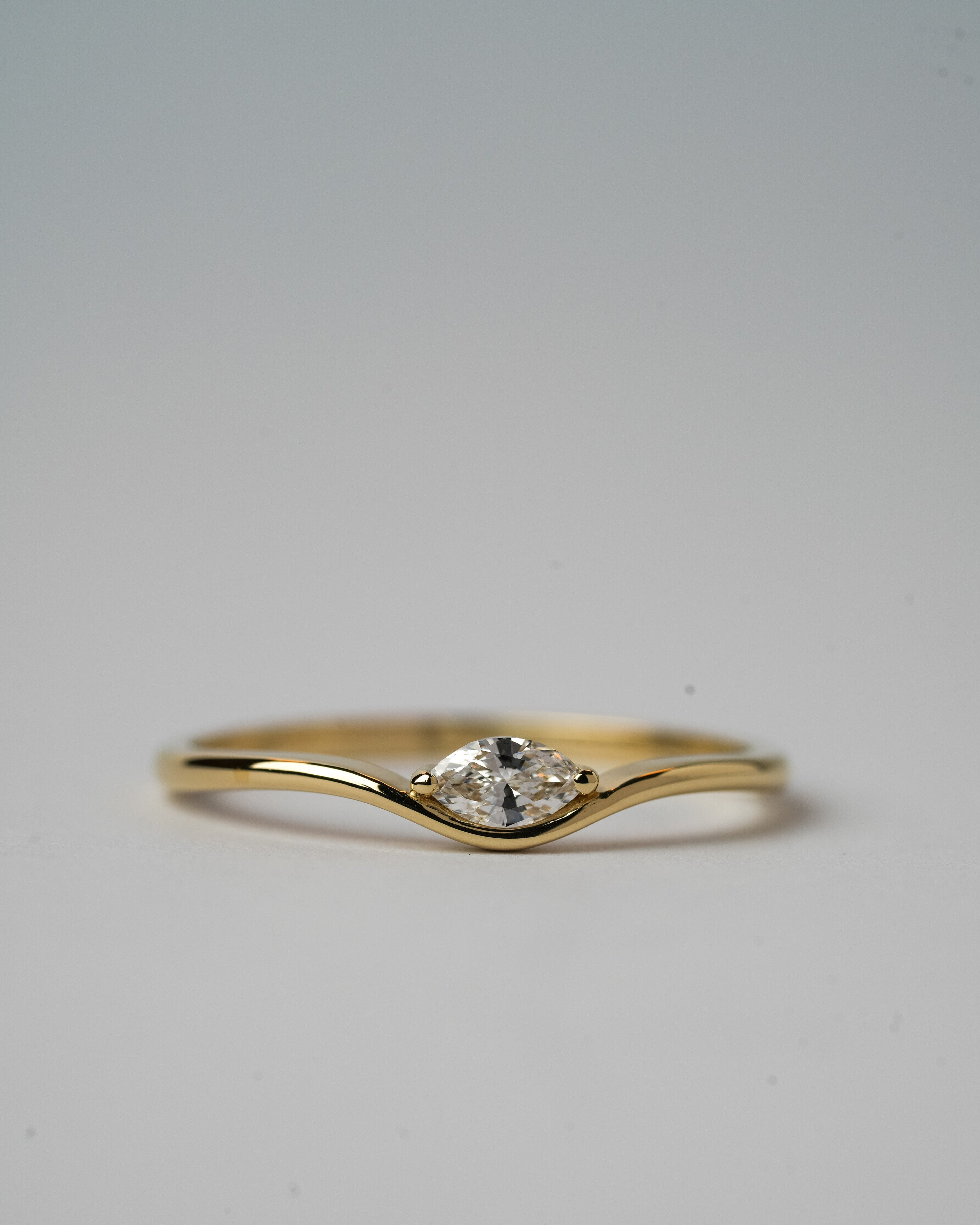 Motion slim 0.10 ct lab diamond in 14K gold
