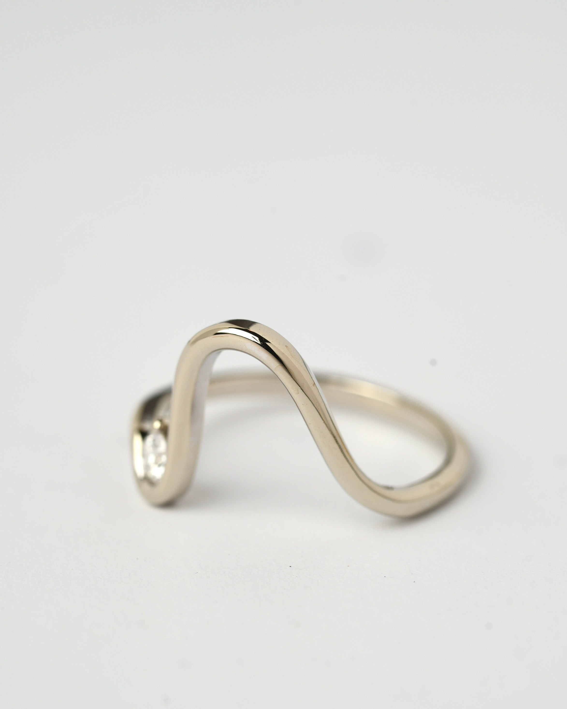 Gili - 14k Gold Ring Natural Diamond