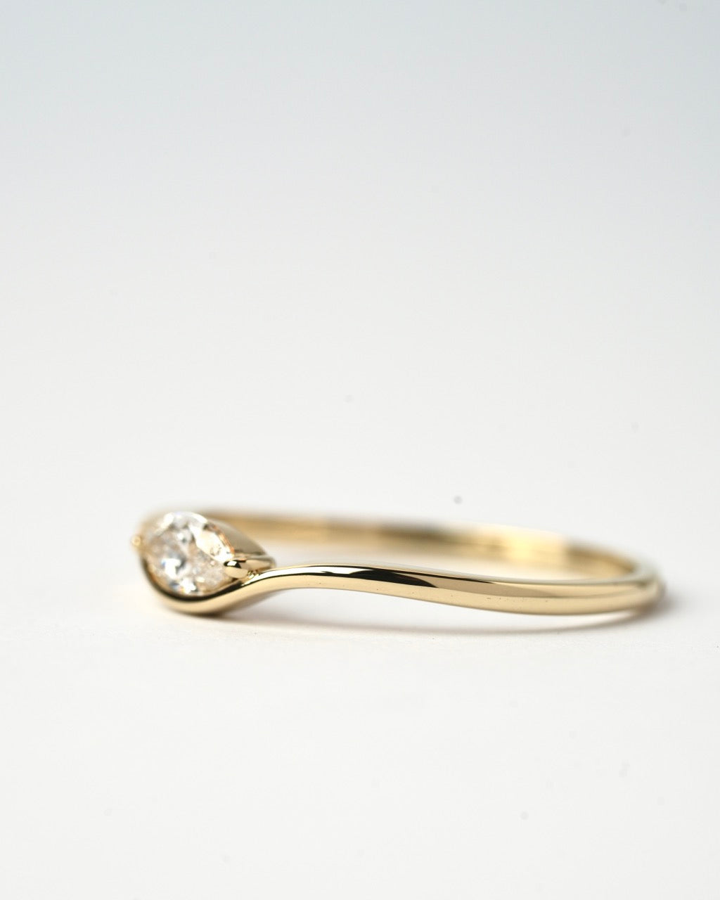 Motion slim 0.25 ct lab diamond in 14K gold