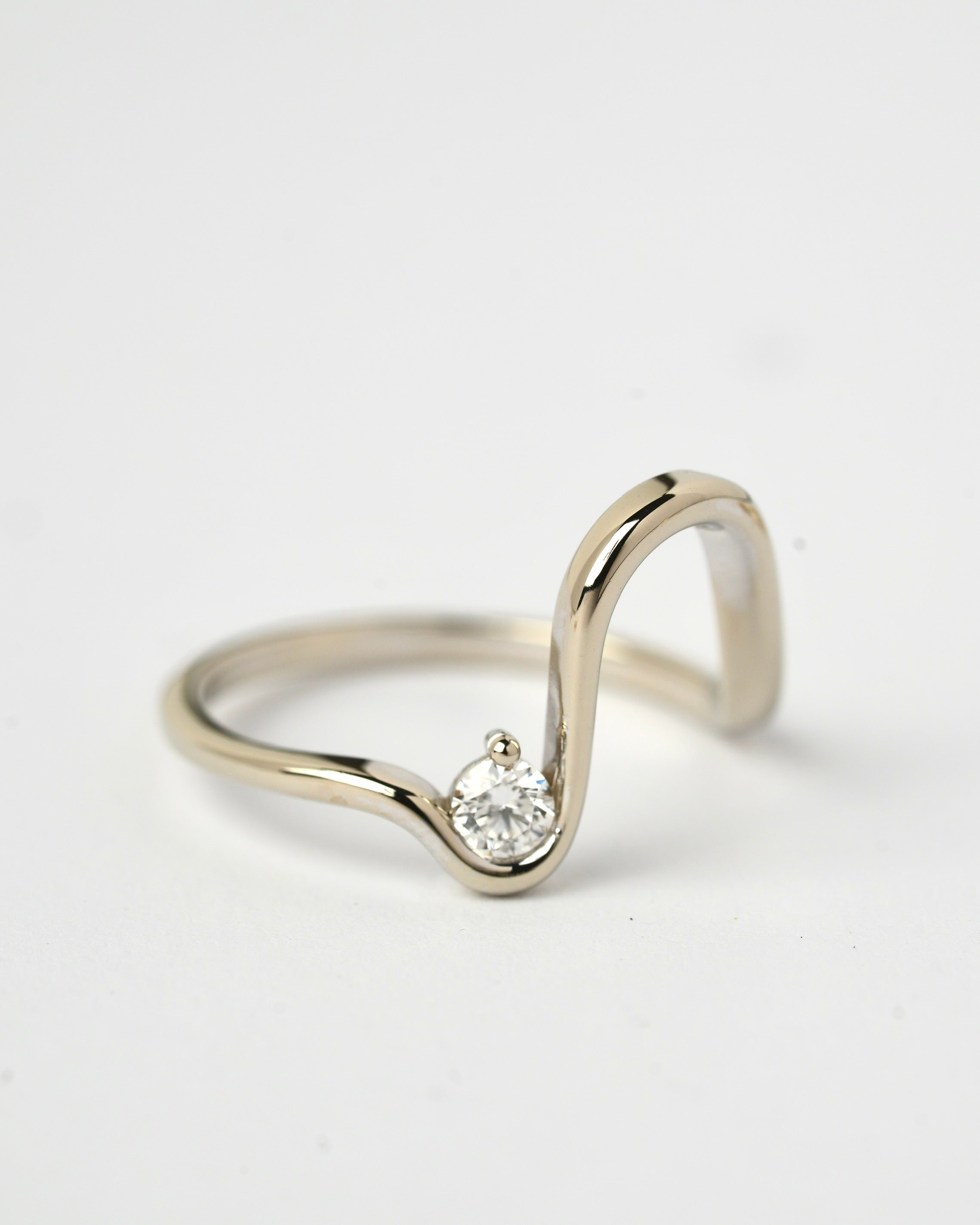 Gili - 14k Gold Ring Natural Diamond