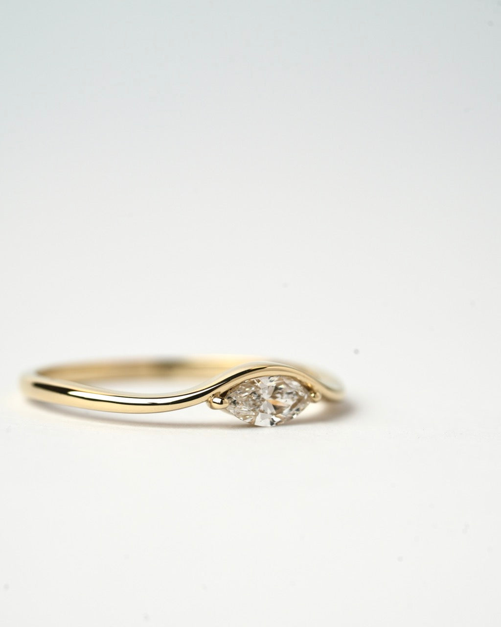 Motion slim 0.25 ct lab diamond in 14K gold