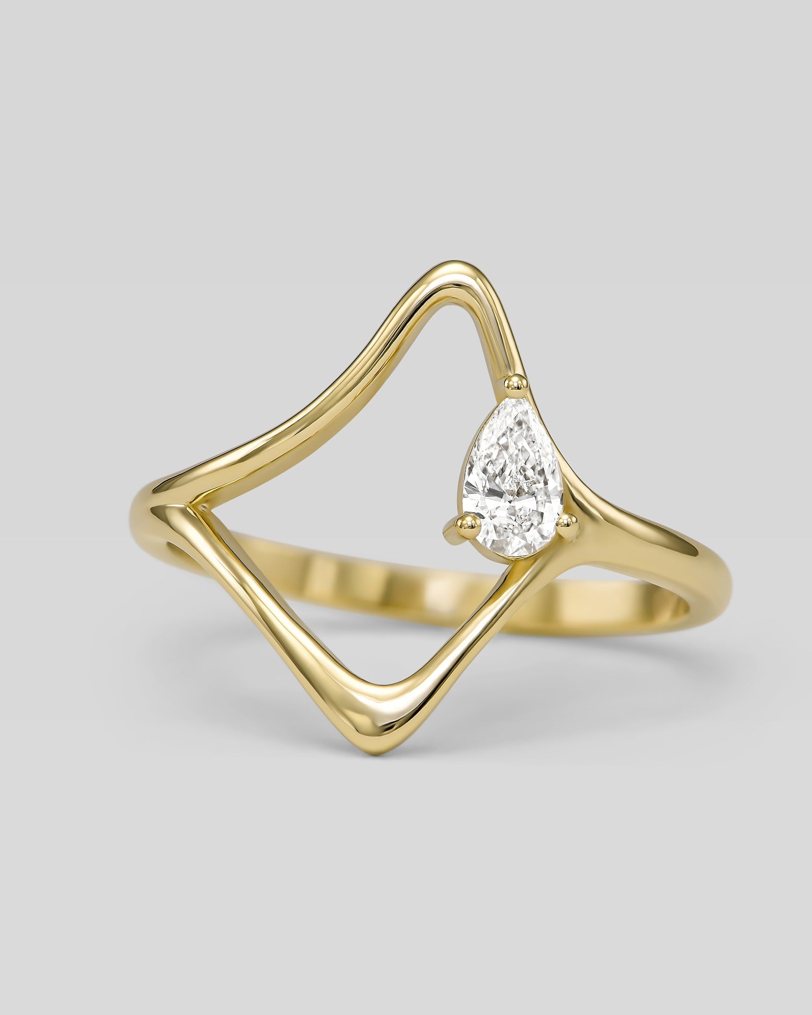 gaia - 14k Gold Ring  Natural Diamond